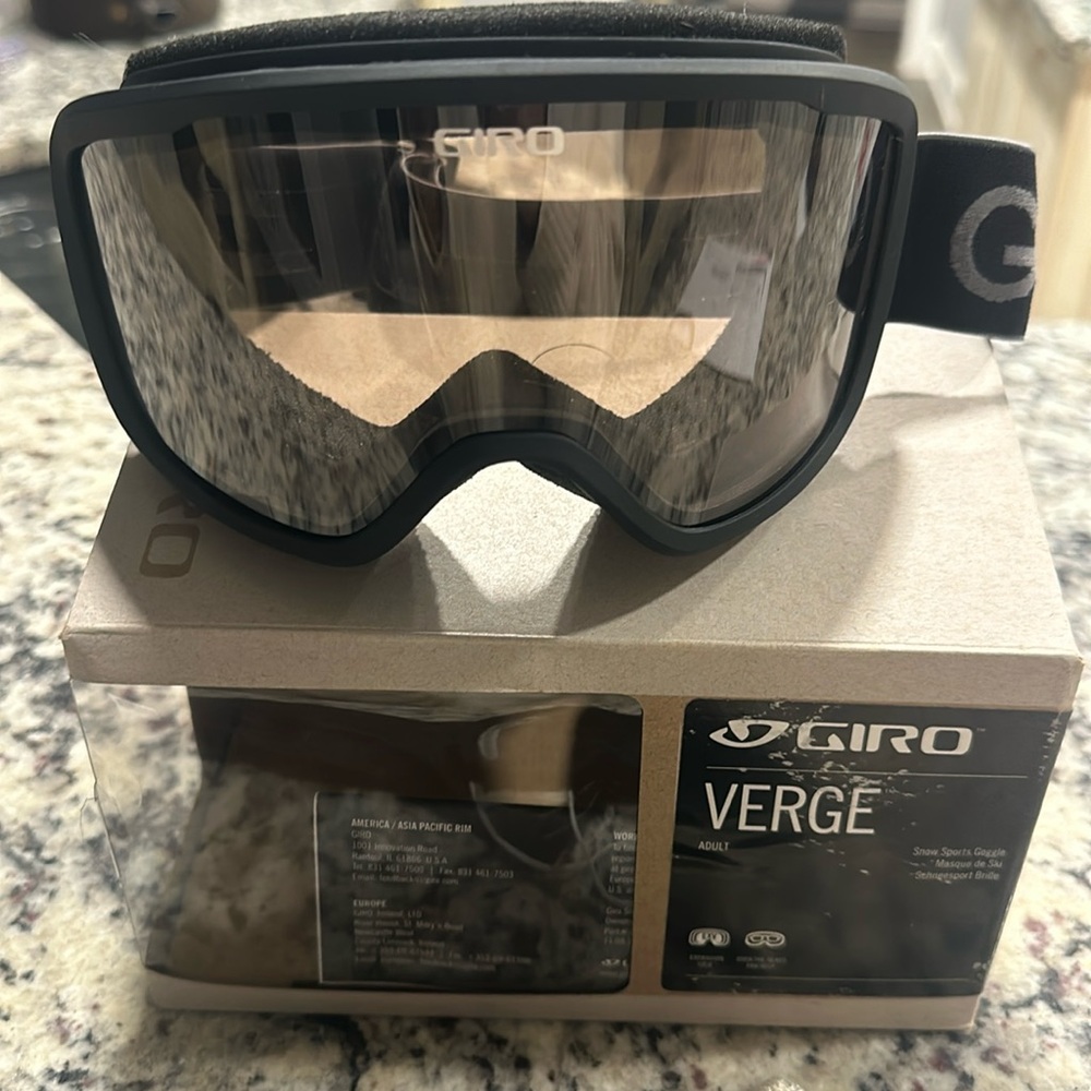 Verge adult ski goggles